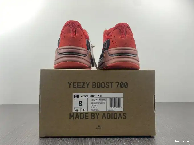 hype Red Adidas Yeezy Hi-Res HQ6979 700 Boost 0519